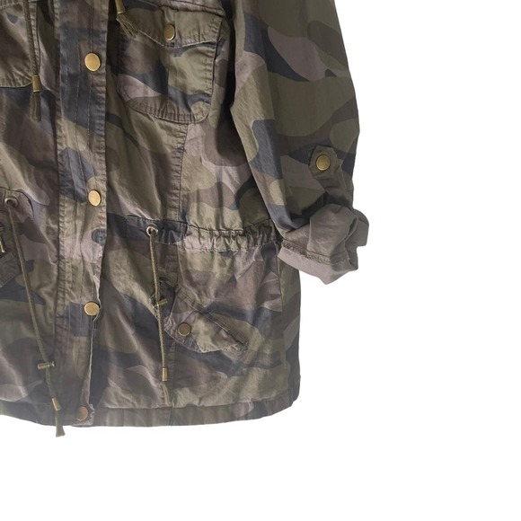 Love Me Now Women's Size Large Camouflage Hooded Jacket - Picture 6 of 10